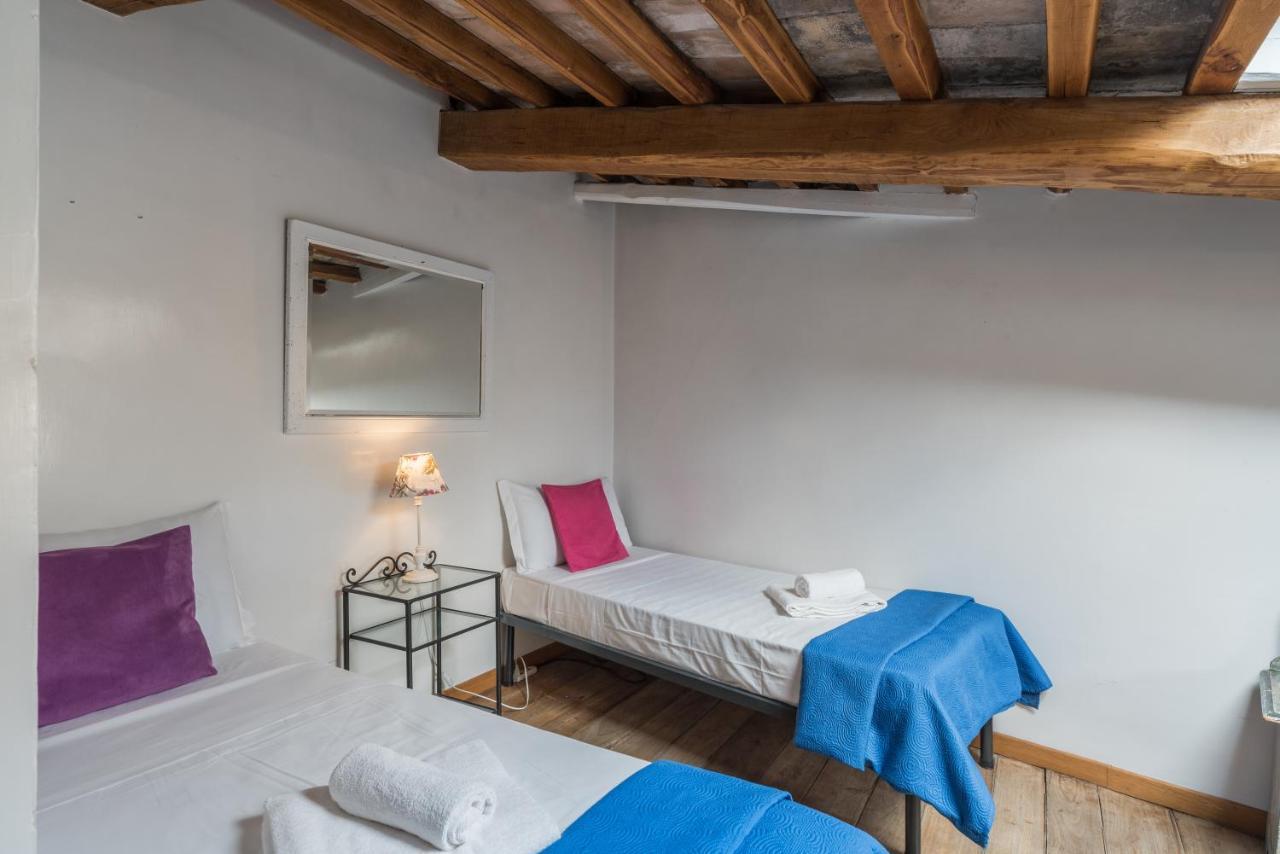 Ferienwohnung Cozy Wooden Apt In Piazza Navona Rom Exterior foto
